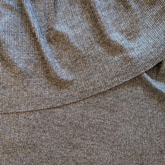 Zara Silver Top and Skirt Set - Picture 6 of 9